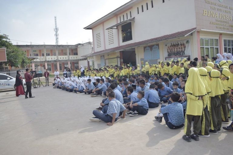 SMK TI Muhammadiyah Roadshwos to Bina Insani