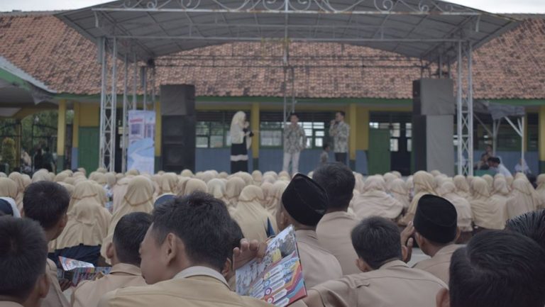 SMK TI Muhammadiyah Roadshow to SMPN 1 Jatisari