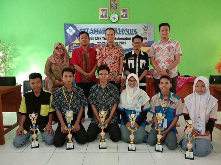 smk mutu cikampek juara lks it sofware karawang