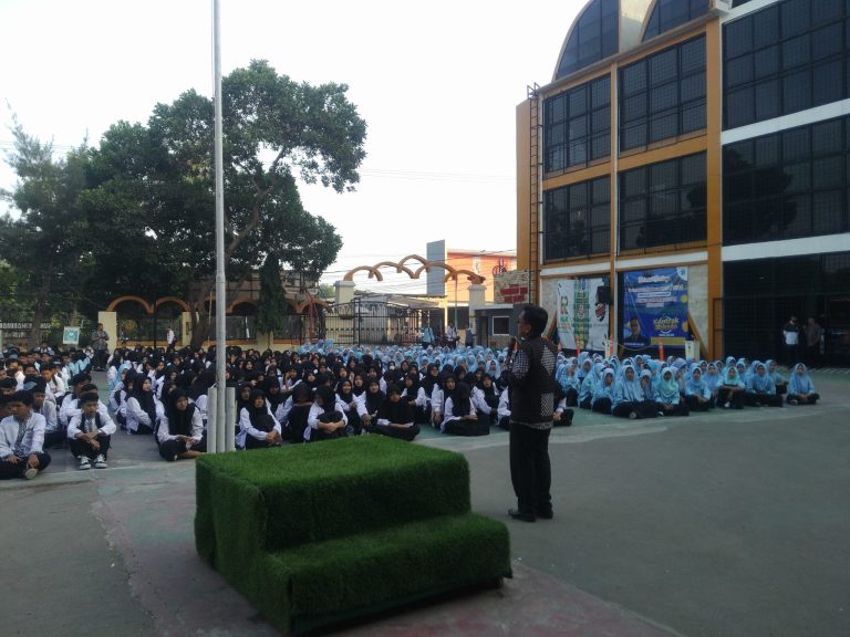 Pemaparan K7 disekolah