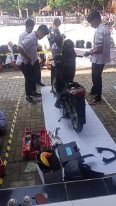 Siswa TSM dan TKR SMK MUTU Cikampek Mengikuti Workshop Painting Bersama Samurai Paint di SMK Trimitra