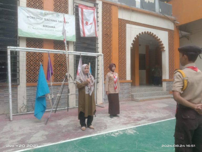 Pelantikan Masa Tamu Ambalan Pramuka SMK TI Muhammadiyah Cikampek: Menumbuhkan Semangat Kepemimpinan dan Kedisiplinan