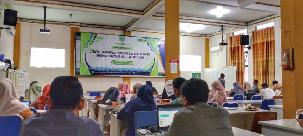 Transformasi Pendidikan Melalui Pendekatan Growth Mindset Untuk Meningkatkan Kinerja Di Lingkungan Sekolah