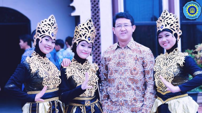 Seni Budaya di SMK TI Muhammadiyah Cikampek