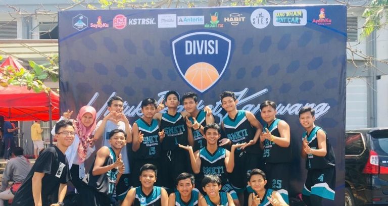 Tim basket SMK TI Muhammadiyah Cikampek