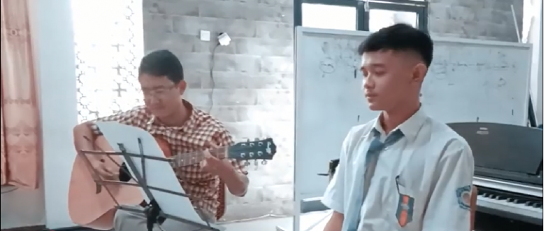 seberkas sinar - rafli