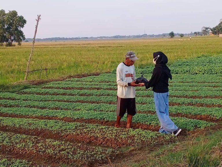 Kegiatan Sebar Nasi Bungkus tgl. 11 Juni 2021
